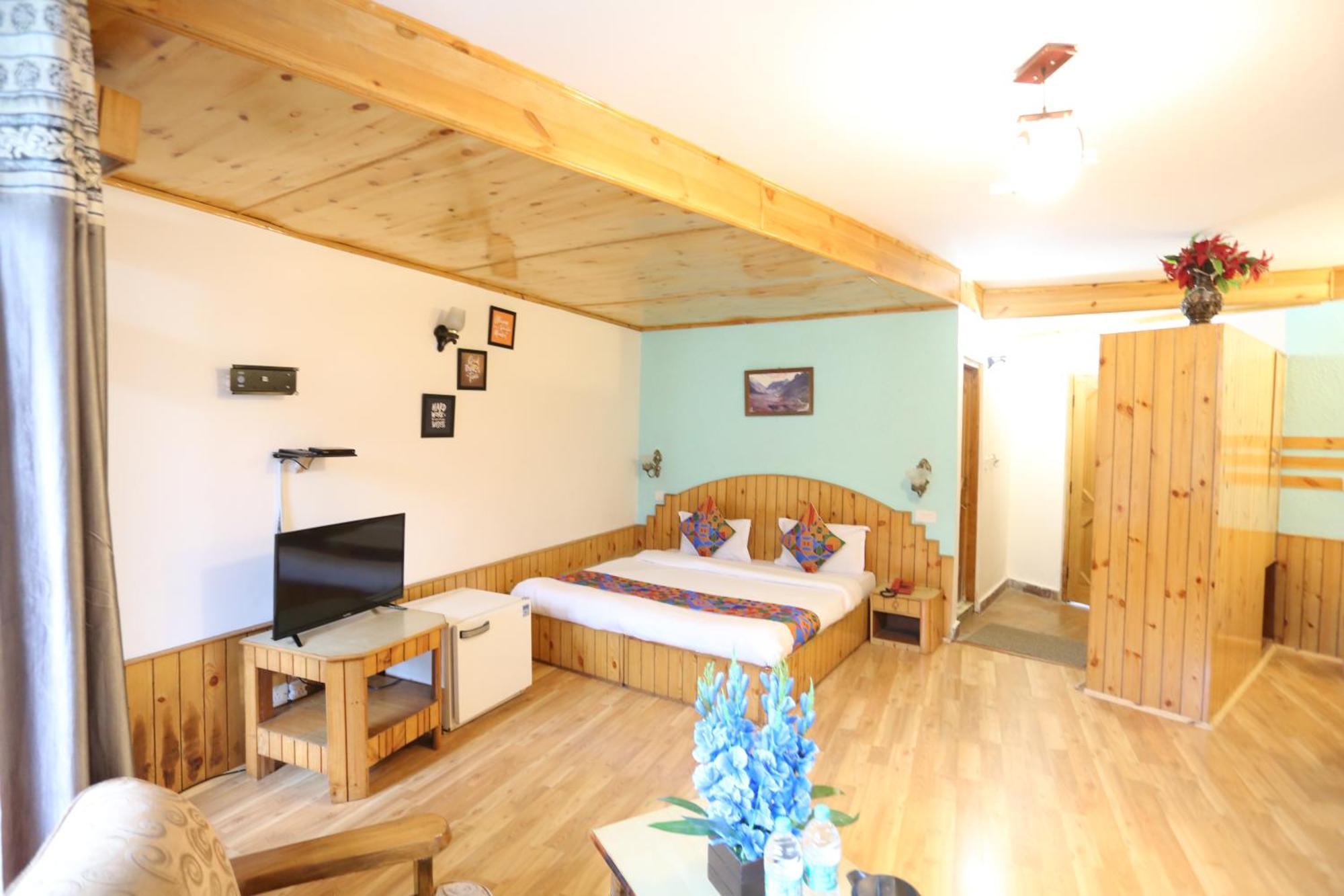 Hotel Surbhi Vashist المظهر الخارجي الصورة