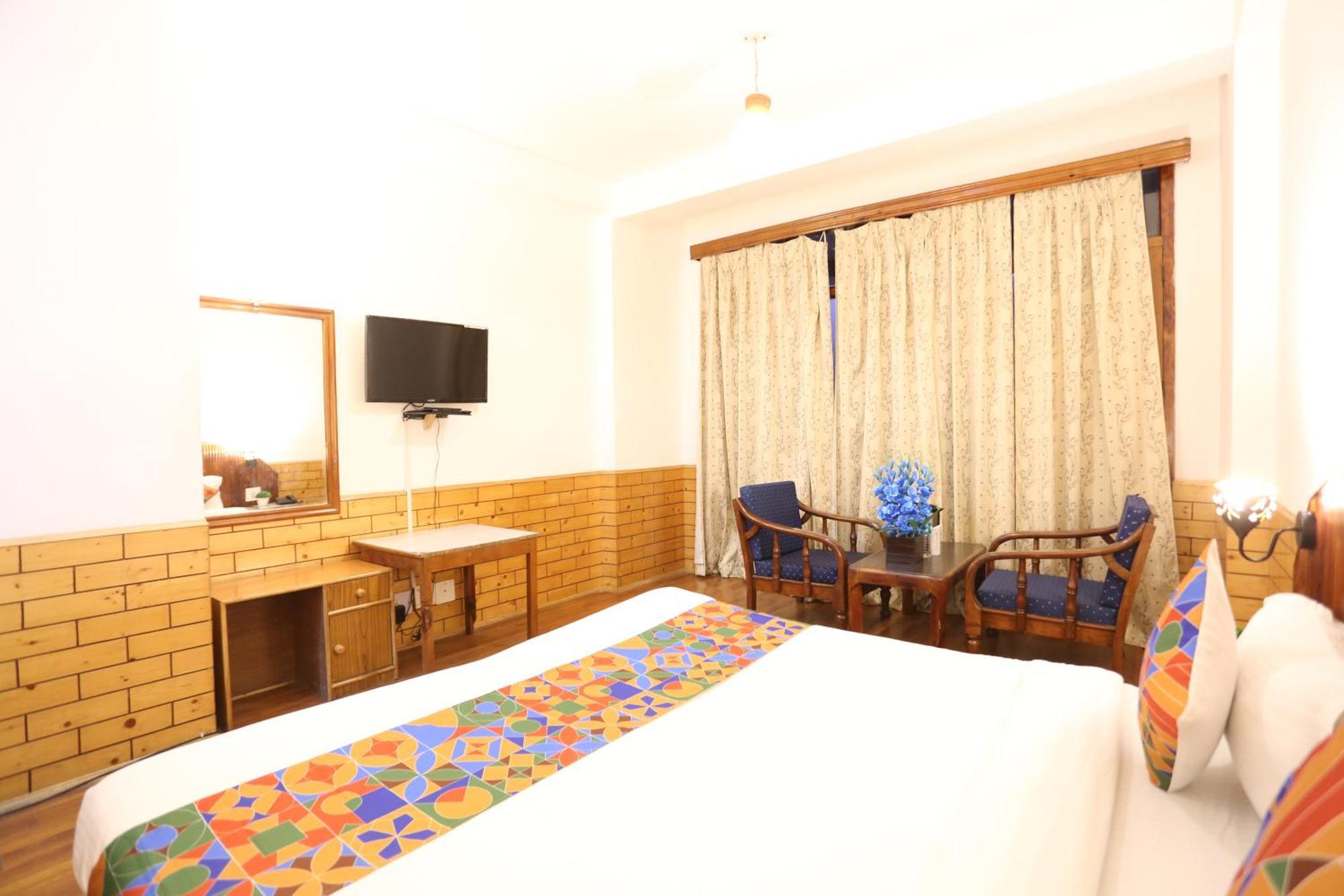 Hotel Surbhi Vashist المظهر الخارجي الصورة