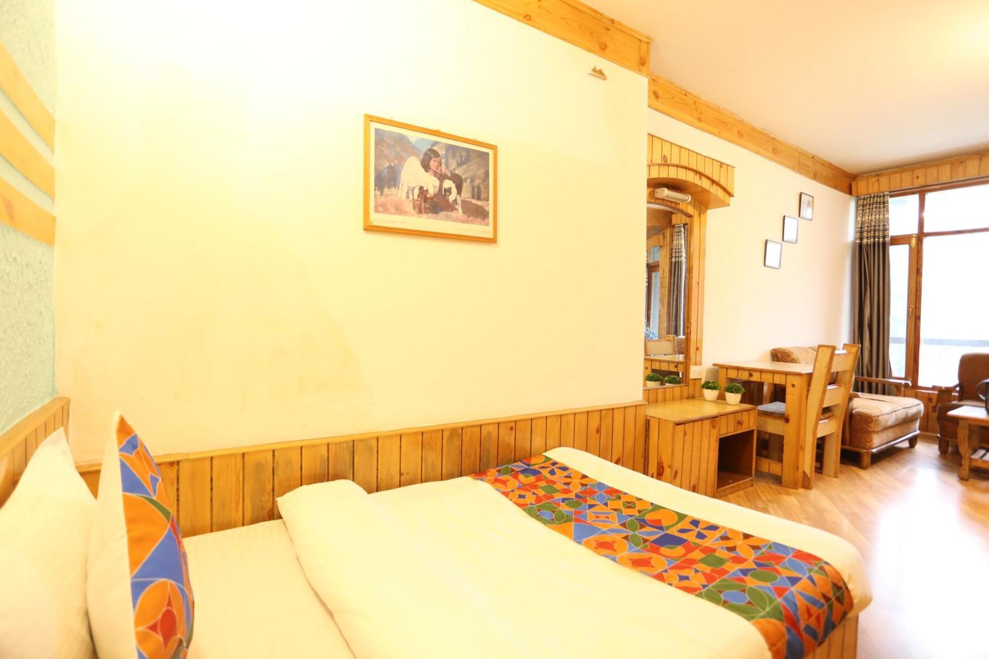 Hotel Surbhi Vashist المظهر الخارجي الصورة