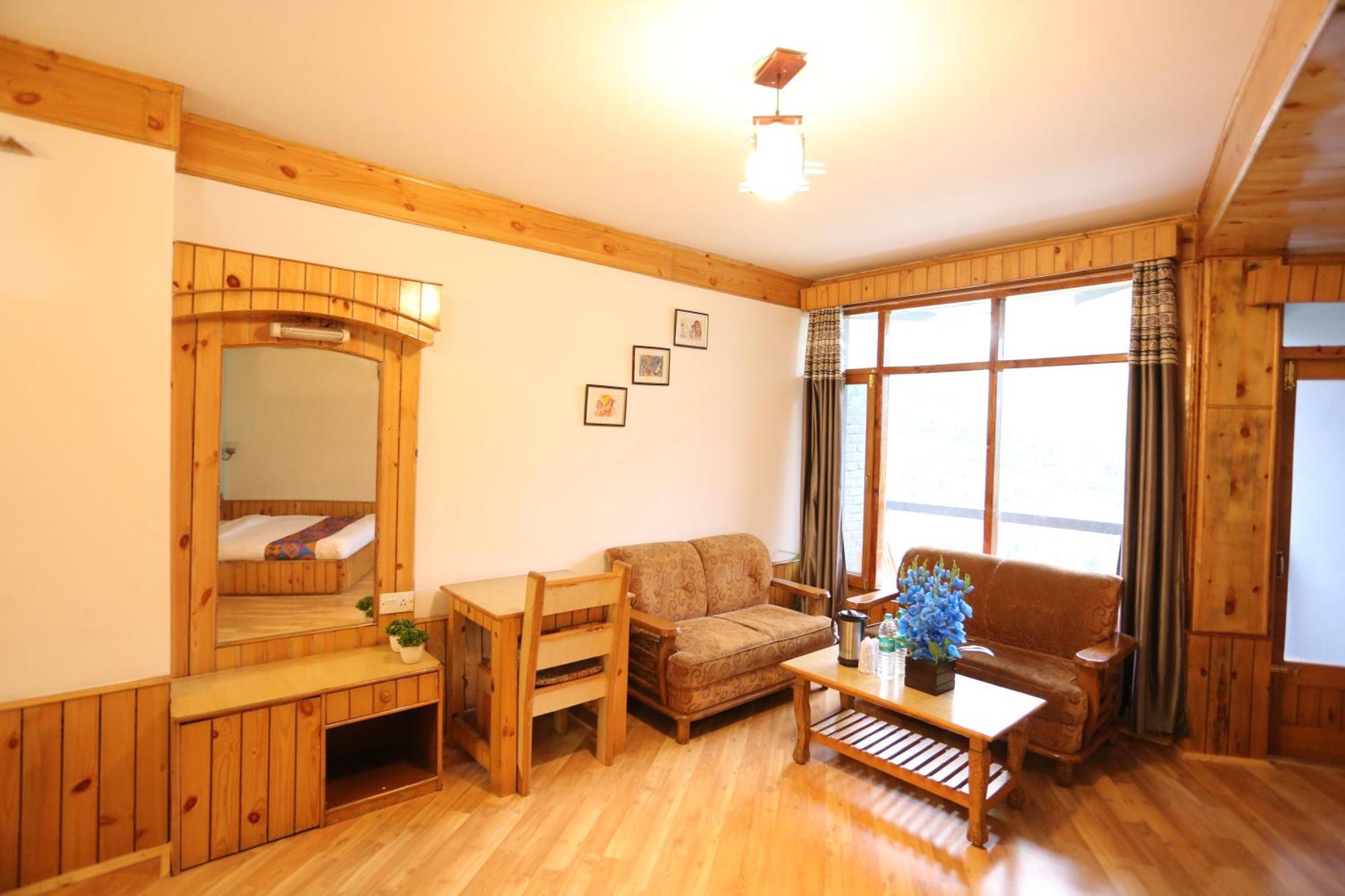 Hotel Surbhi Vashist المظهر الخارجي الصورة