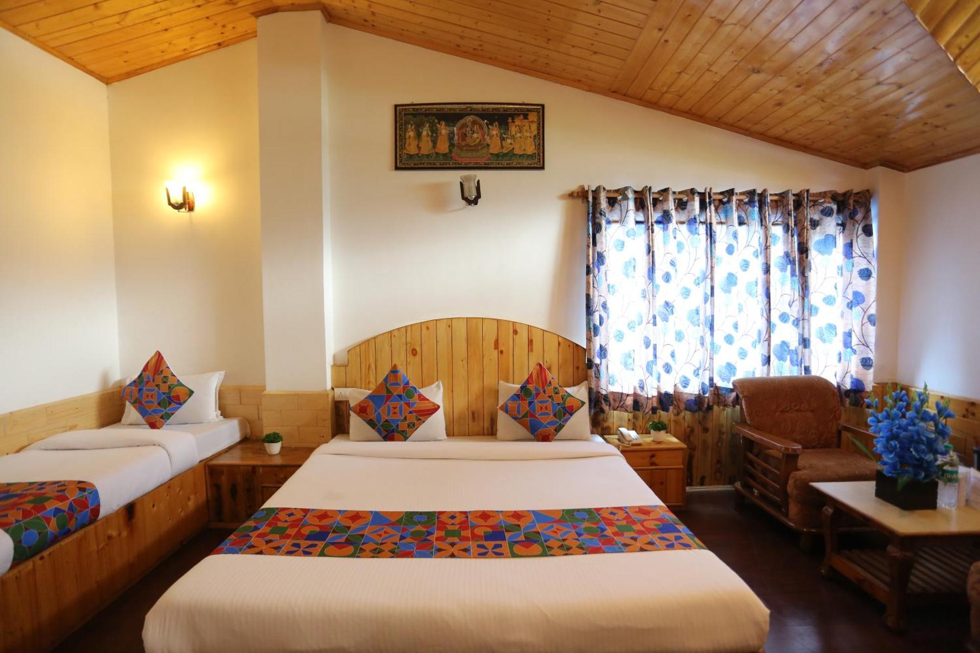 Hotel Surbhi Vashist المظهر الخارجي الصورة