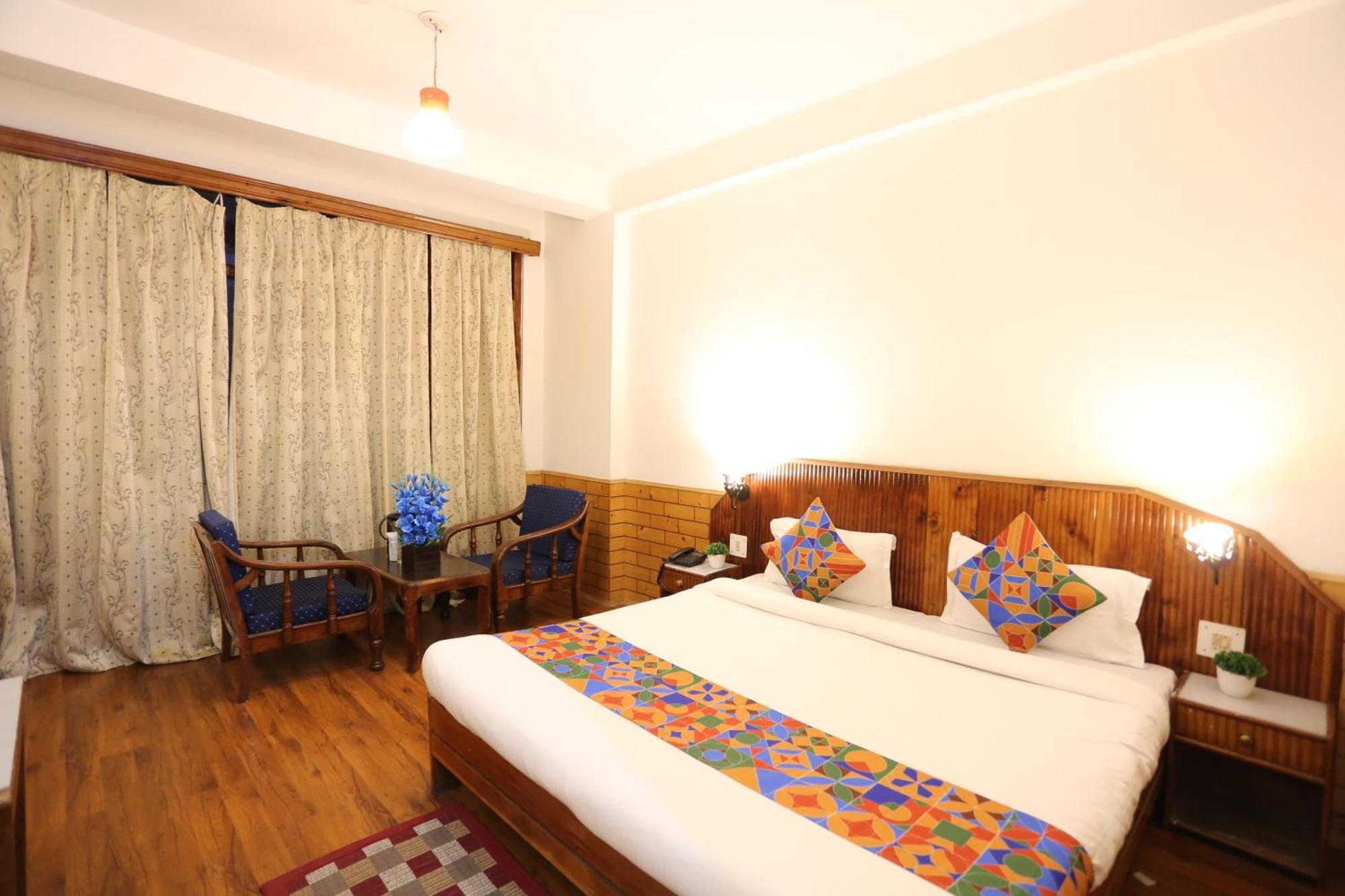 Hotel Surbhi Vashist المظهر الخارجي الصورة