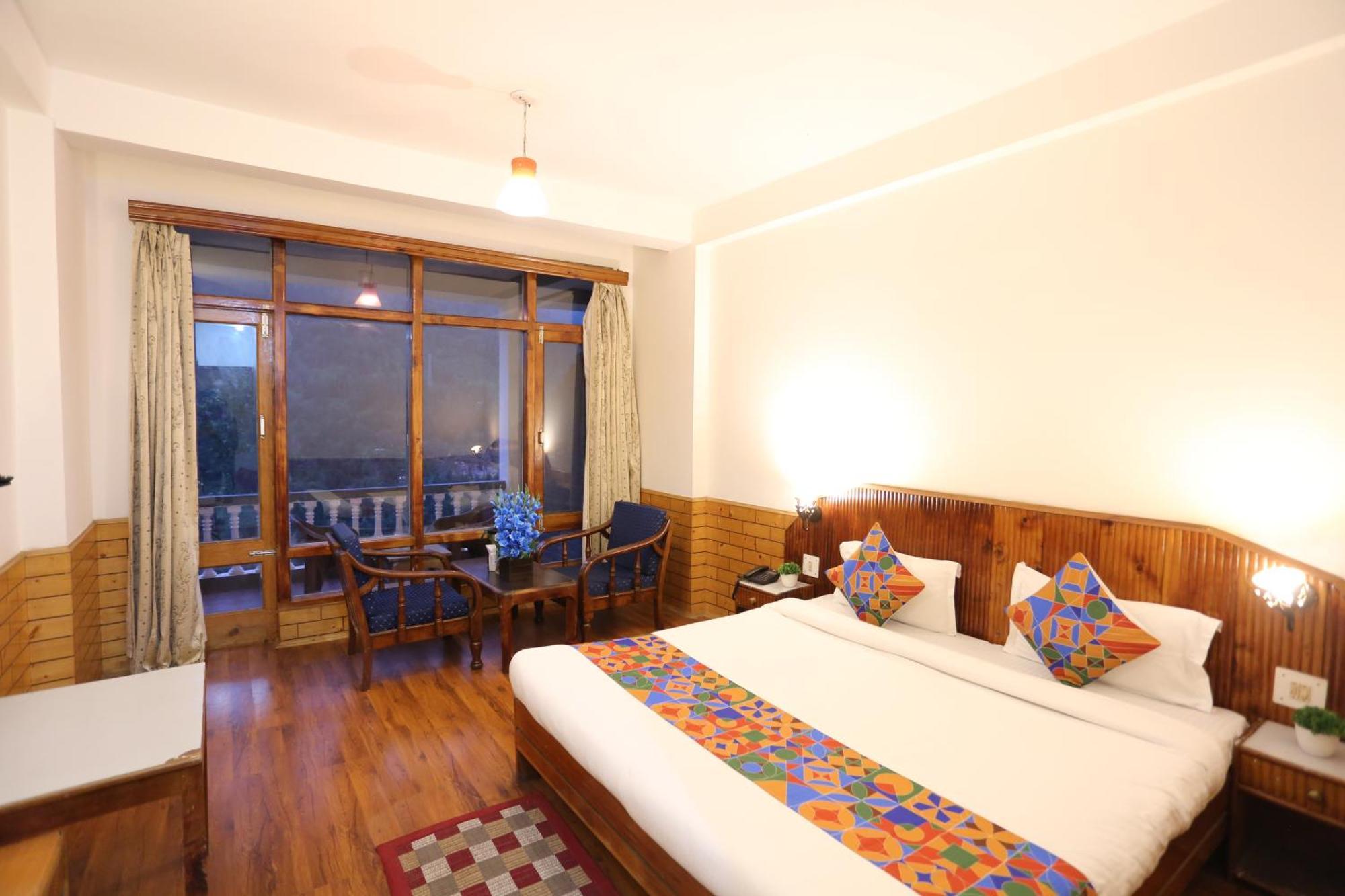 Hotel Surbhi Vashist المظهر الخارجي الصورة