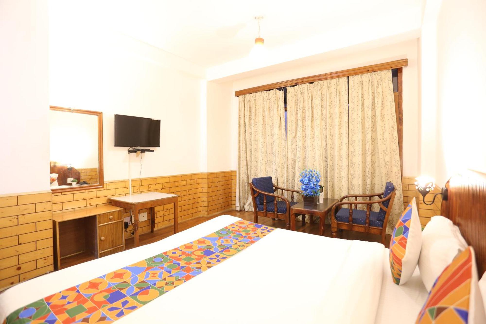 Hotel Surbhi Vashist المظهر الخارجي الصورة