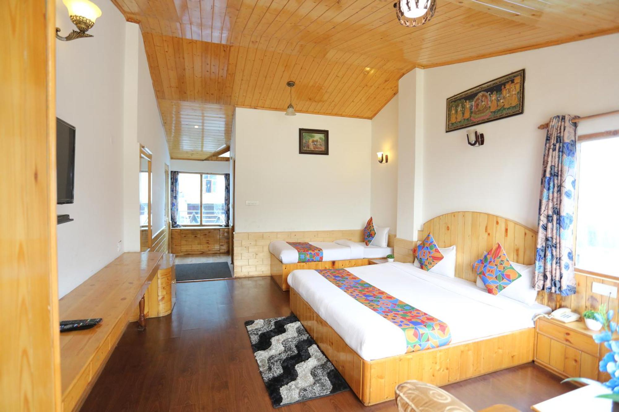Hotel Surbhi Vashist المظهر الخارجي الصورة